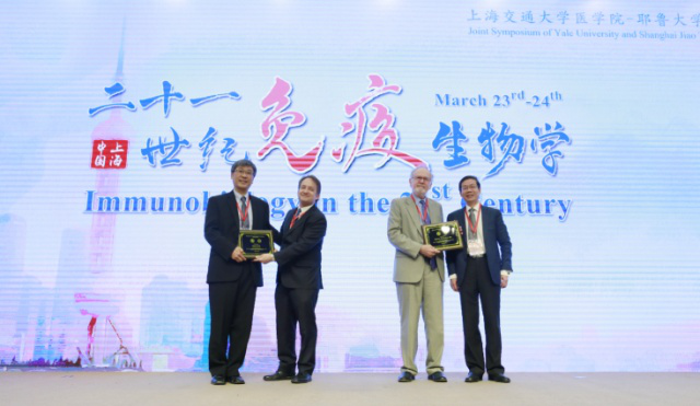 中美“最強(qiáng)科學(xué)”“最強(qiáng)醫(yī)學(xué)”牽手:上海交大醫(yī)學(xué)院-耶魯大學(xué)免疫代謝研究院?jiǎn)⒔?肽度TIMEDOO